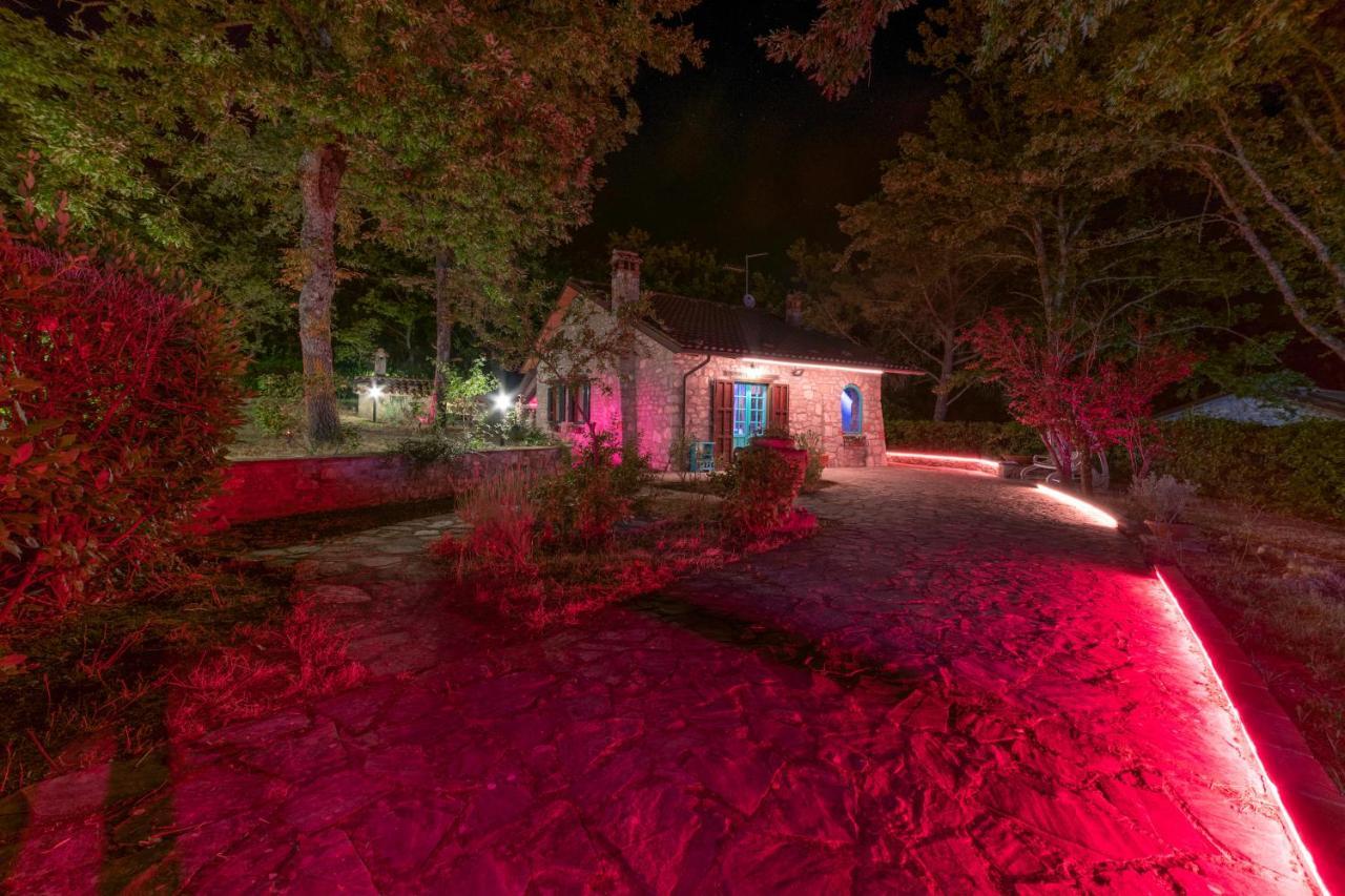 Villa Bog - Villa Con Piscina E Campo Da Tennis Piegaro  Luaran gambar