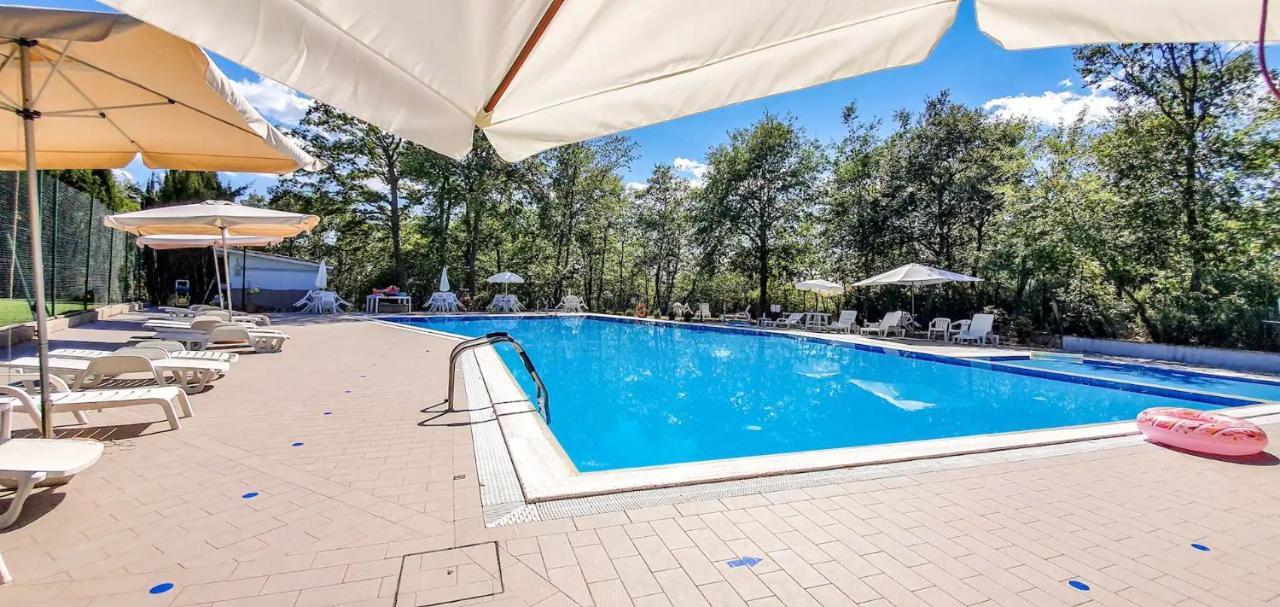 Villa Bog - Villa Con Piscina E Campo Da Tennis Piegaro  Luaran gambar